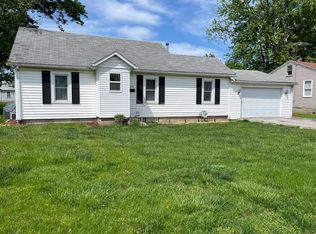 215 W County Rd, Jerseyville, IL 62052