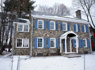 100 Forbus St, Poughkeepsie, NY 12603