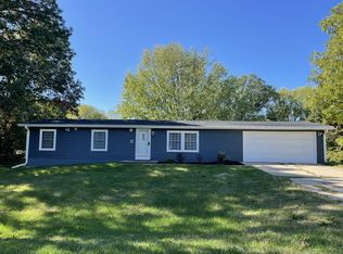 1585 Joliet Way, Dixon, IL 61021