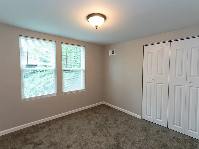 2340 Vodeli St — Photo 22