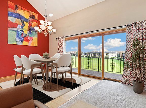 4th image of 15723 Lake Hills Ct Unit 2N