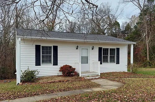 3617 Old Greensboro Rd Photo 1