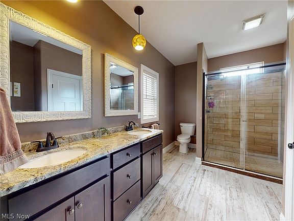 4th image of 11931 Walton Cir NW
