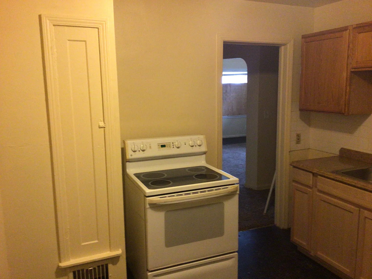 2 bed, 800 sqft, $1,000 — Photo 4