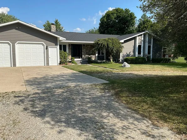 2524 Curtis Rd, Leonard, MI 48367