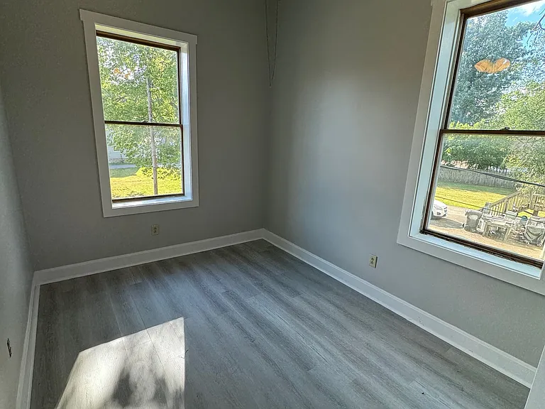 102 Union St #4 — Photo 3