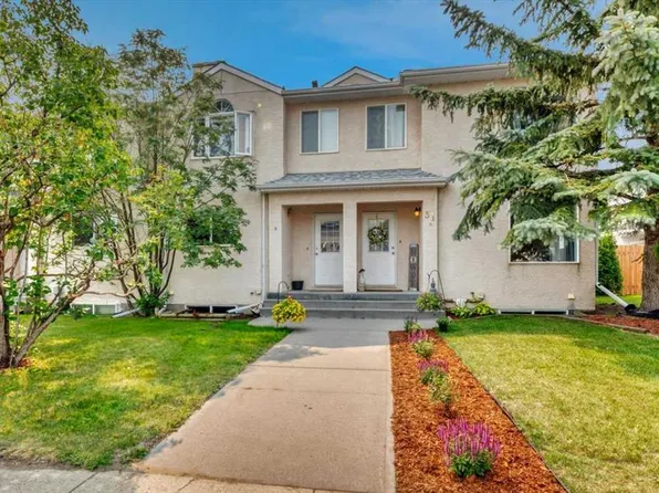 31 A N Green Meadow Cres, Strathmore, AB T1P 1H4