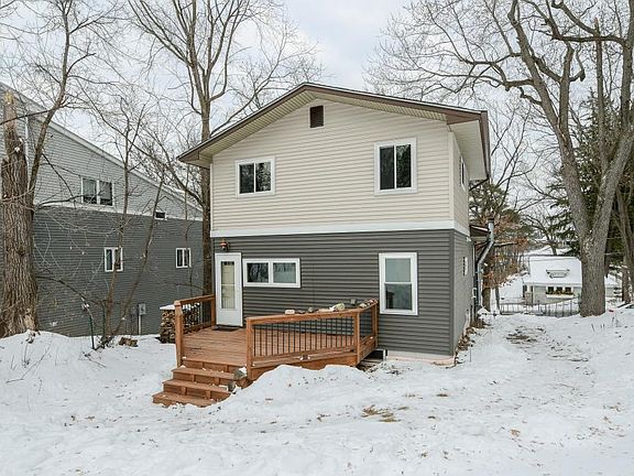 3rd image of 300 Wildwood Ave