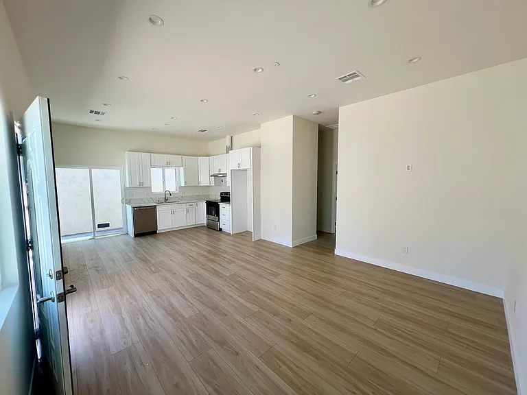 7620 Arcola Ave #1/4 — Photo 3