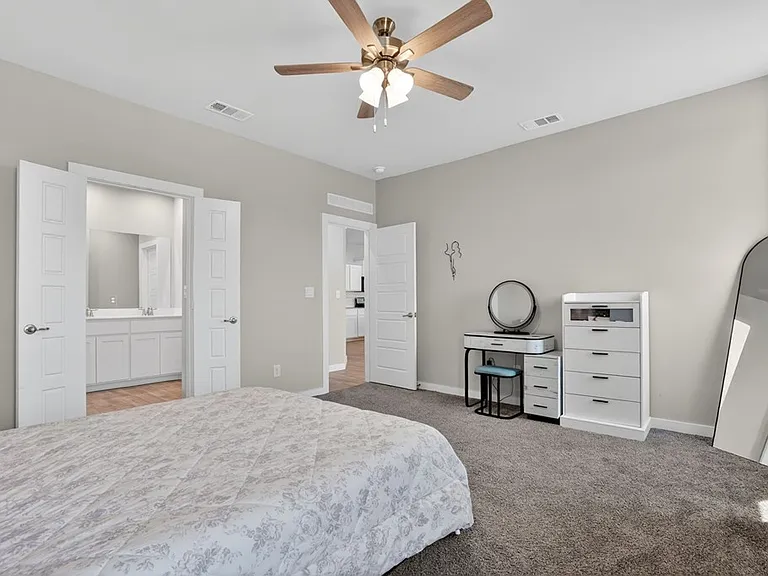 2209 Beaufort Dr — Photo 20
