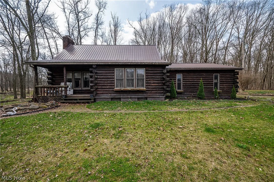 17917 Ellsworth Rd photo 1