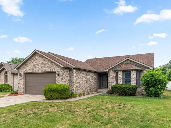 919 N Wheeler St, Griffith, IN 46319