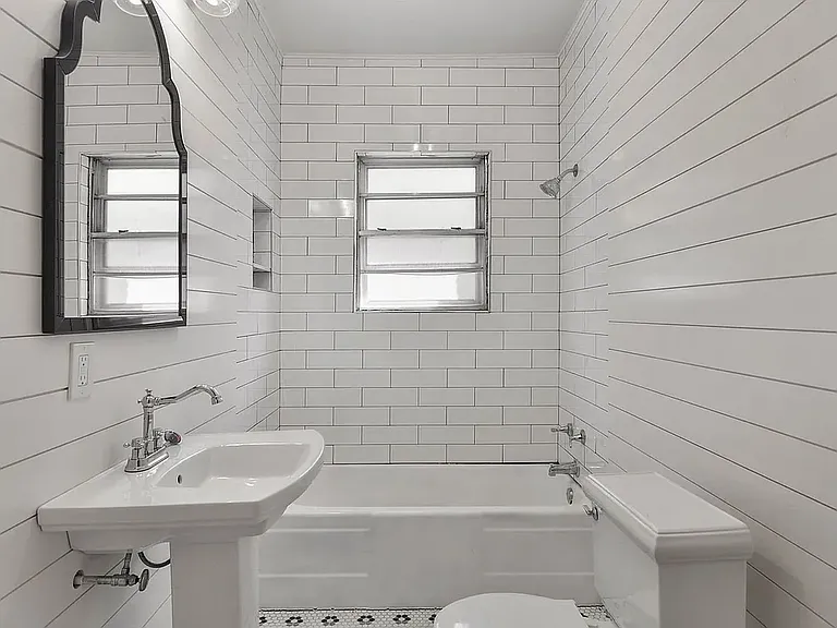 Downstairs full bath
