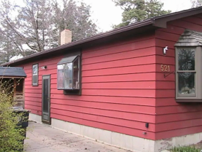 521 N Hagadorn Rd — Photo 2