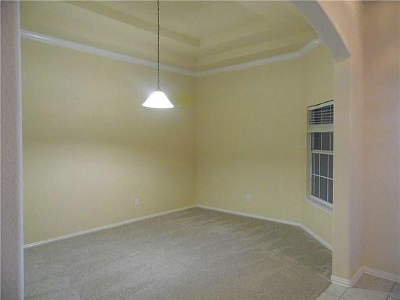5th image of 2823 Rosewood Blvd