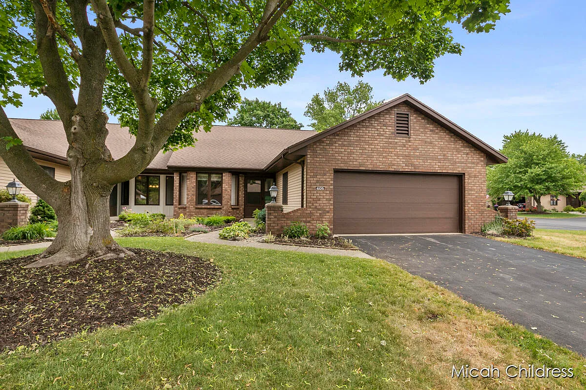4106 Grandview Ter SW photo 1