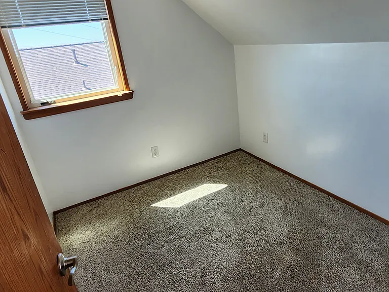 2230 Grand Ave — Photo 17