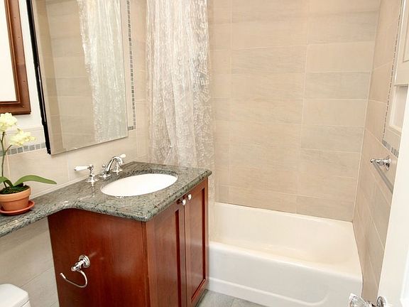 5th image of 444 E 86th St APT 23E