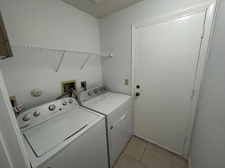10136 Boynton Place Cir — Photo 17
