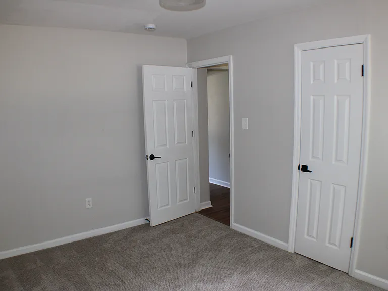 108 Greenbriar Dr — Photo 8