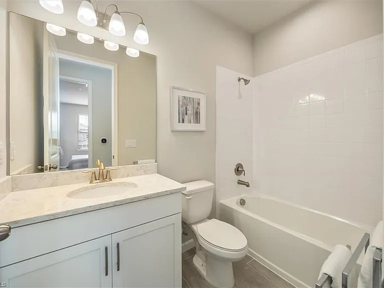 4687 Arboretum Cir #203 — Photo 23