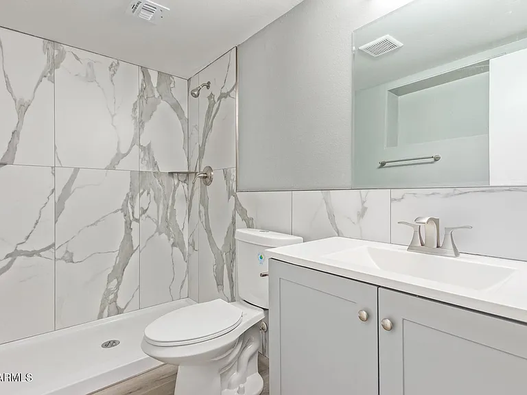 7716 W Cora Ln — Photo 12