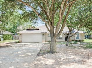 342 Elmwood Dr, Woodway, TX 76712