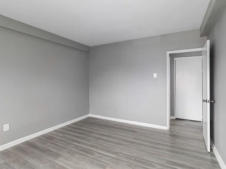 Woodbrook House Apartments — Photo 6