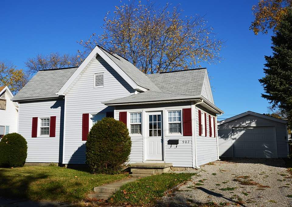 1st image of 902 W Jefferson St