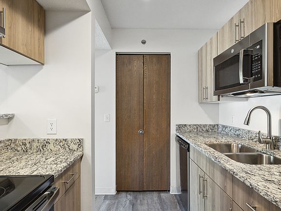 3rd image of 11605 Wilder Dr #635