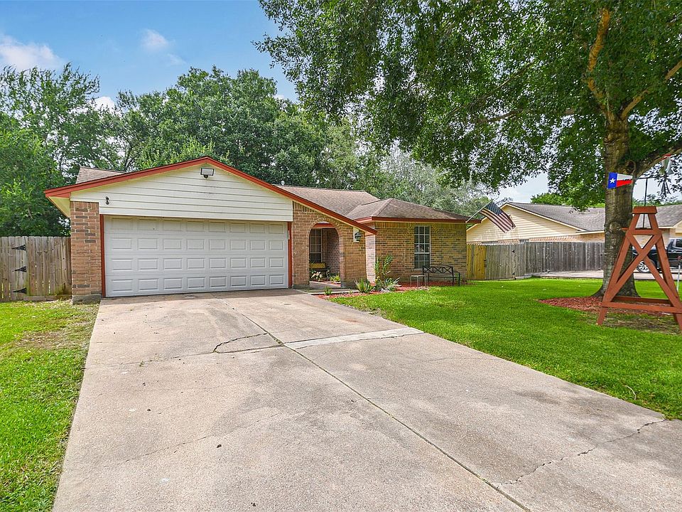 1st image of 1009 Killarney Ave