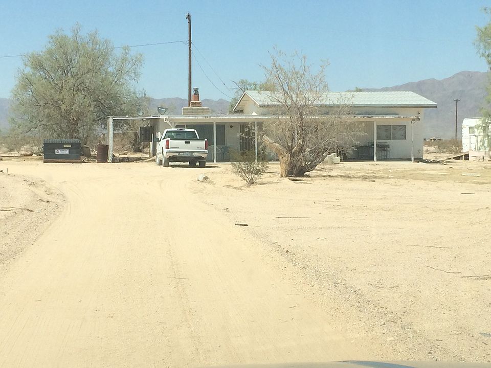 2nd image of 81467 Garden Rd