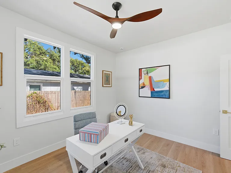 309 E Selma Ave — Photo 18