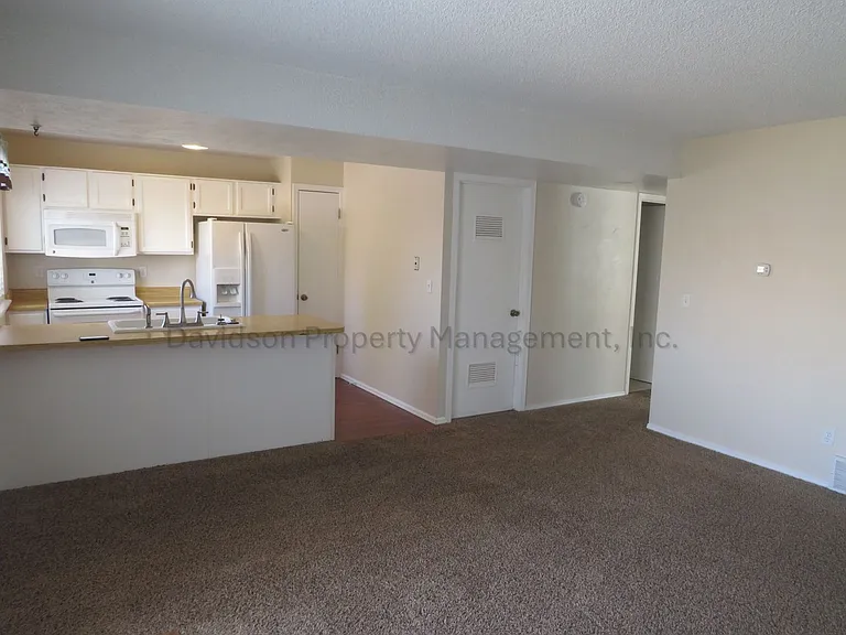 7049 White Buffalo Rd — Photo 5