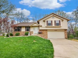 1024 Monfort Ct, Lake Saint Louis, MO