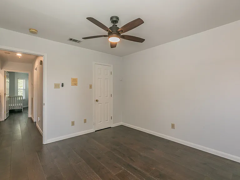 2 Edgemere Ct — Photo 22