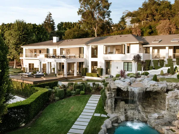 9694 Oak Pass Rd, Beverly Hills, CA 90210