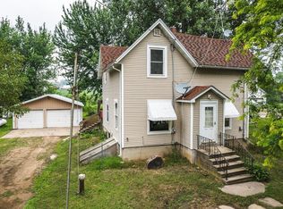 E4072 W Hillpoint Rd, Hillpoint, WI 53937