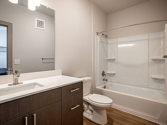 3rd image of 222 Blount Ave E #19528558
