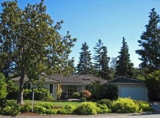 18606 Ravenwood Dr, Saratoga, CA 95070