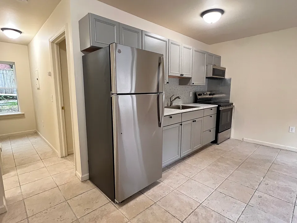 101 Washington St #1