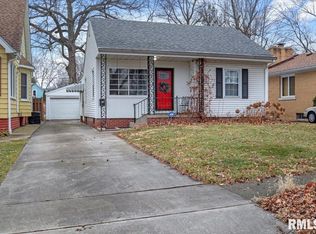 821 Loraine Ave, Springfield, IL 62704