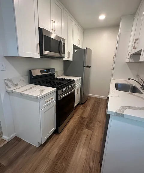 1336 Berkeley St #2 — Photo 3