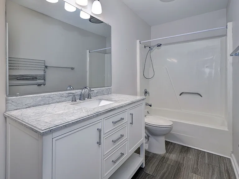 106 Harrops Gln — Photo 13