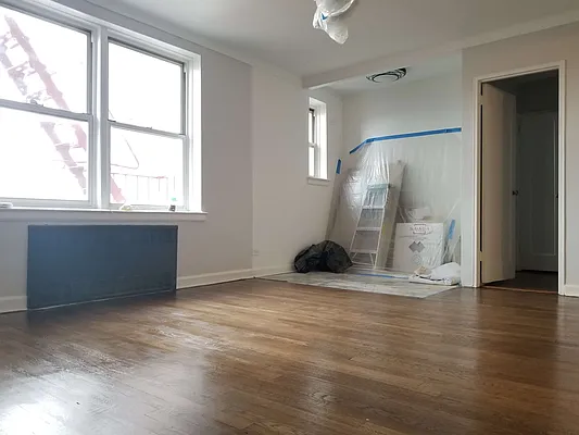 Rented by NYC Realty Brokers LLC | media 4