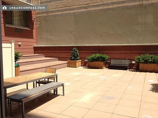 Rented by Compass | media 18