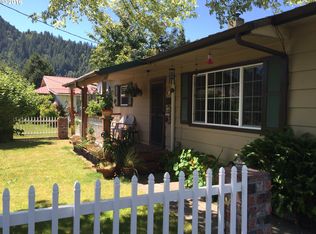 161 E Birch St, Powers, OR 97466