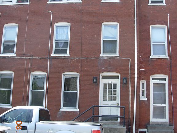346 N. Pine Entrance