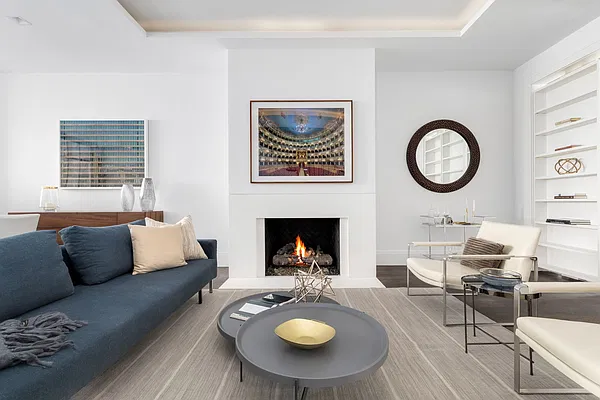 Sold by Compass | media 2