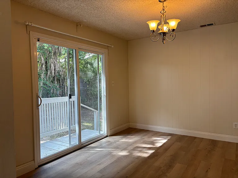 6075 Peoria Dr — Photo 3